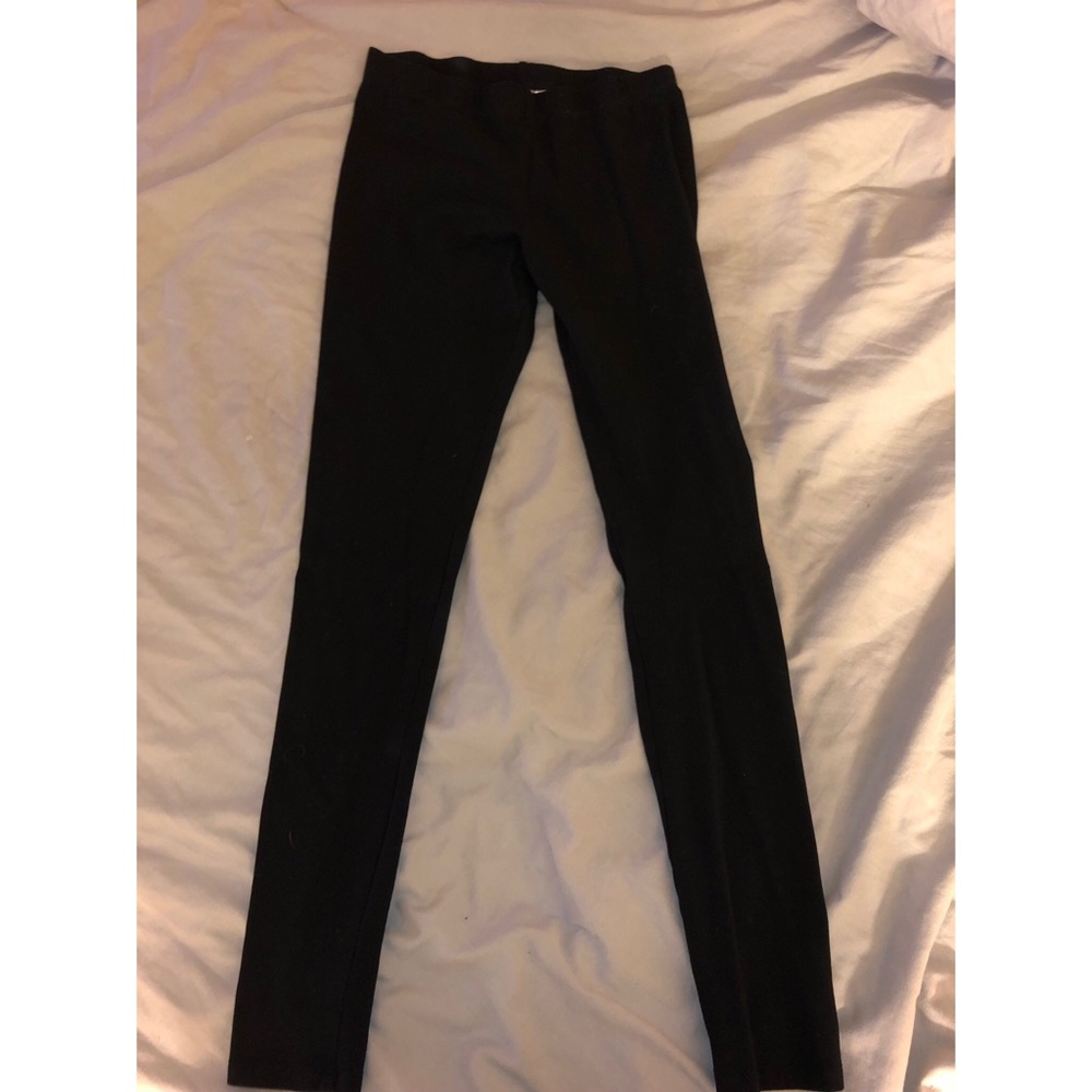 Black leggings